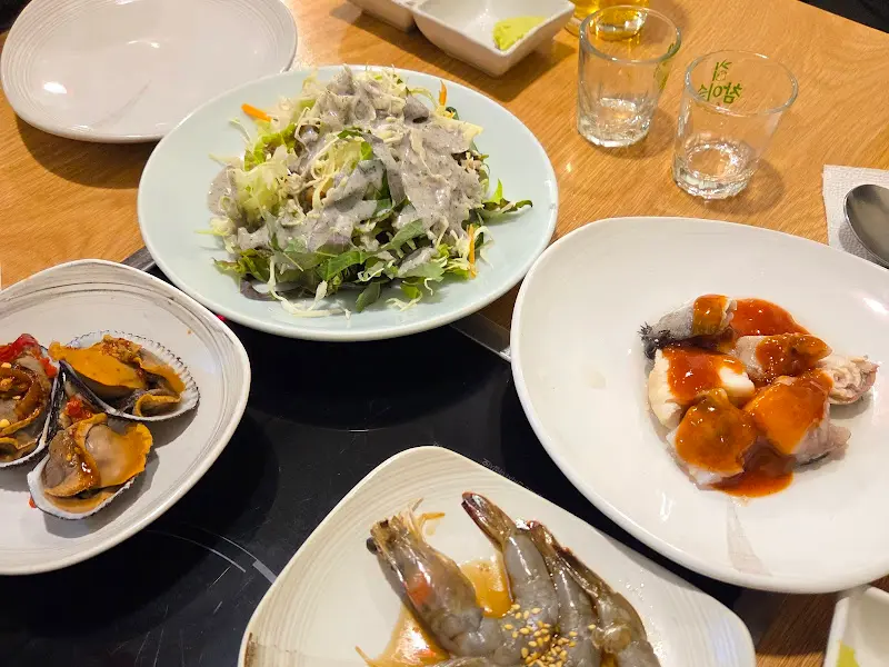 다양한 해산물 스끼다시