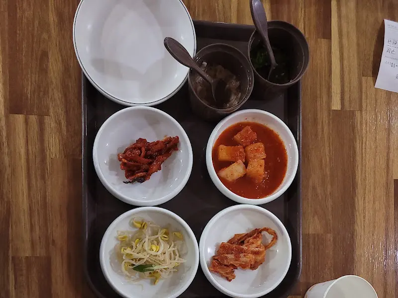 돌박사 밑반찬 항공샷