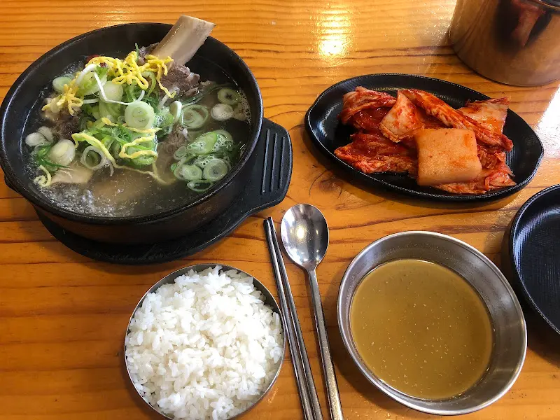 설렁탕 한상차림