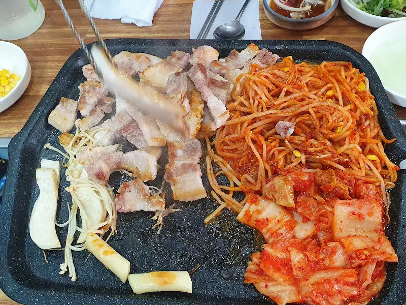 자연석 생삼겹 삼겹살 굽기