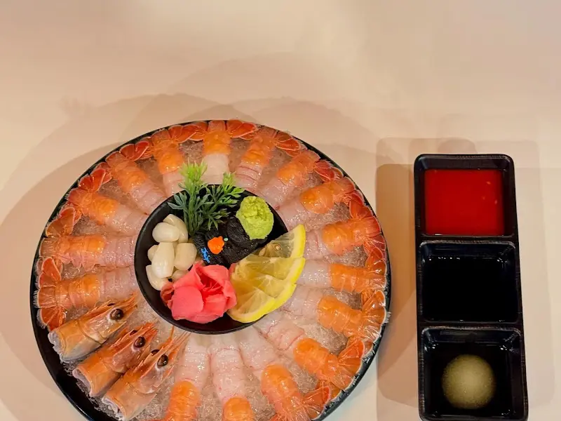 딱새우회 한상차림