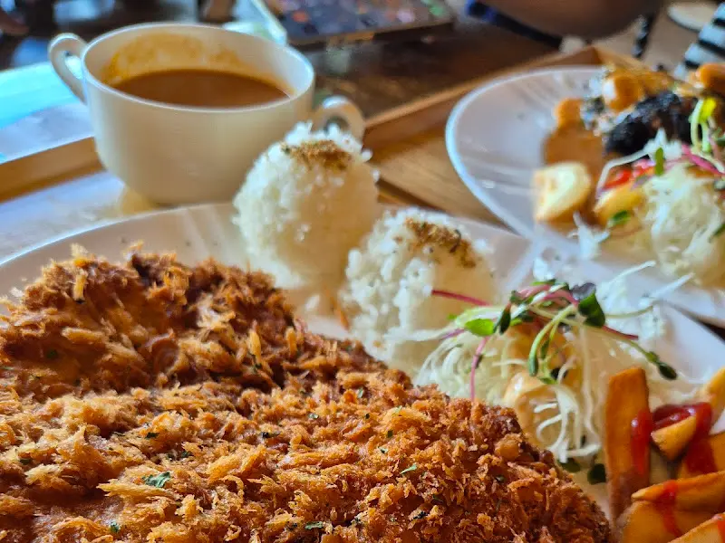 영산나루의 대표 메뉴인 돈까스