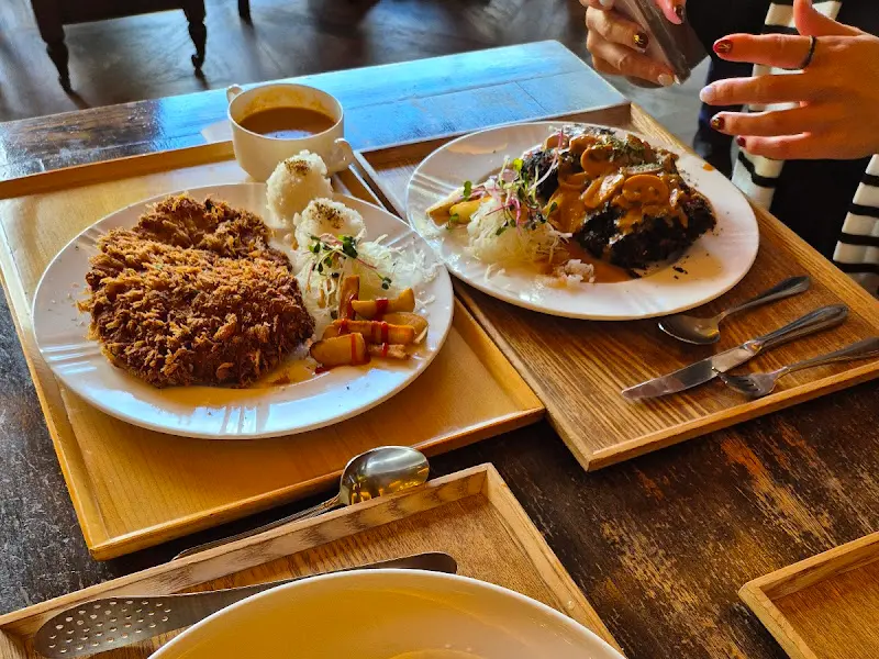 영산나루의 돈까스와 스프