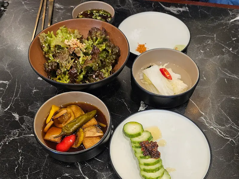 다채로운 곁들임 찬