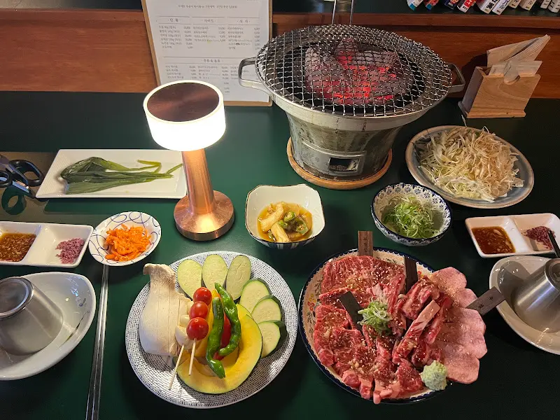 야키니쿠 히노우미 한상차림