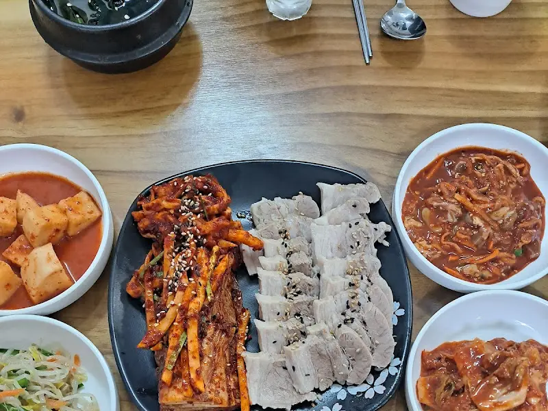 보쌈김치와 수육