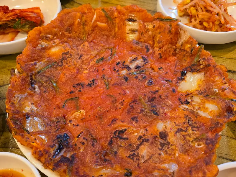 겉바속촉 김치전