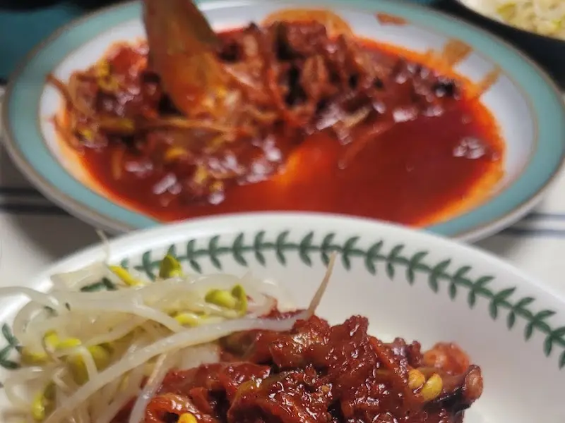 돼지식당 두루치기