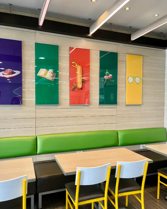 매장 벽면 인테리어