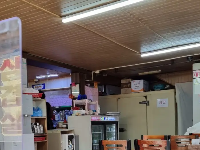 뼈해장국 속 도가니뼈