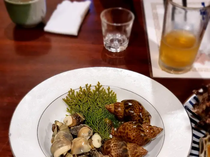 조리되어 나온 골뱅이 요리