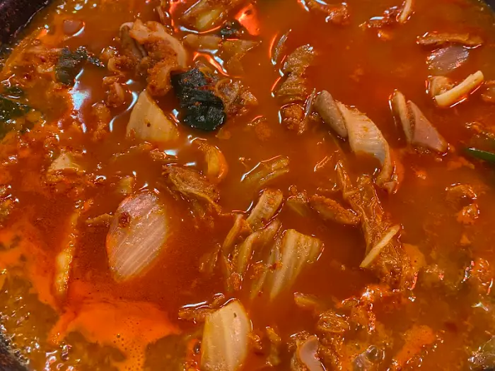 김태주선산곱창 전골 국물과 건더기