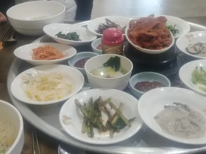 먹음직스러운 제육볶음