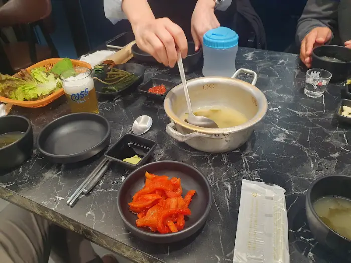 곁들임 반찬과 쌈채소