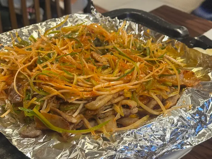 굴 보쌈 한 상차림