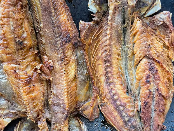 잘 구워진 생선구이