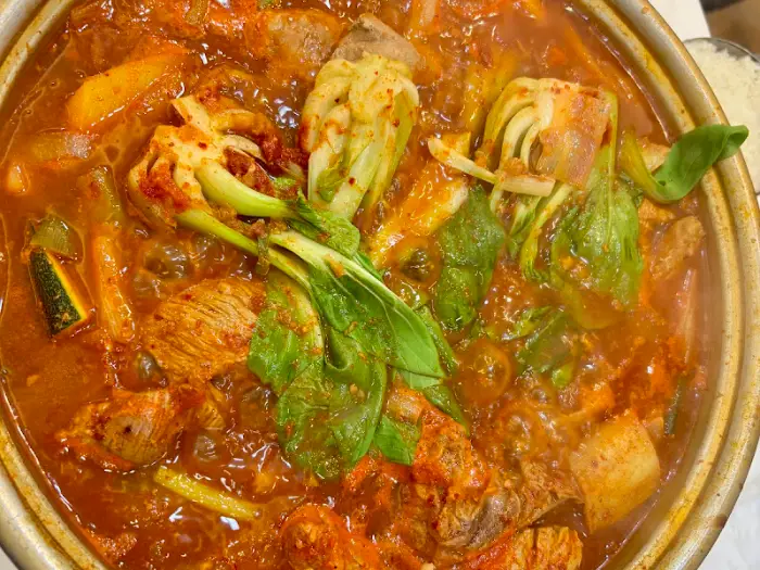 이화담 갈비젓갈조림의 클로즈업 샷