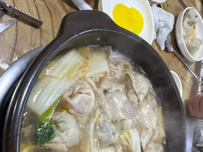 만두전골 끓는 모습