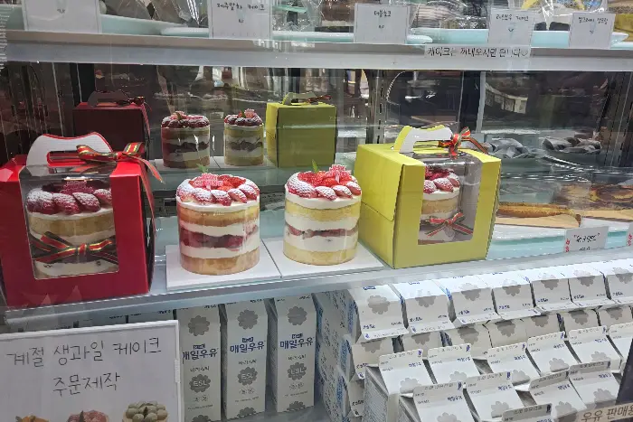 다양한 케이크들