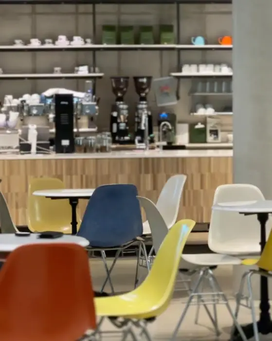 테라로사 제주 서점 공간