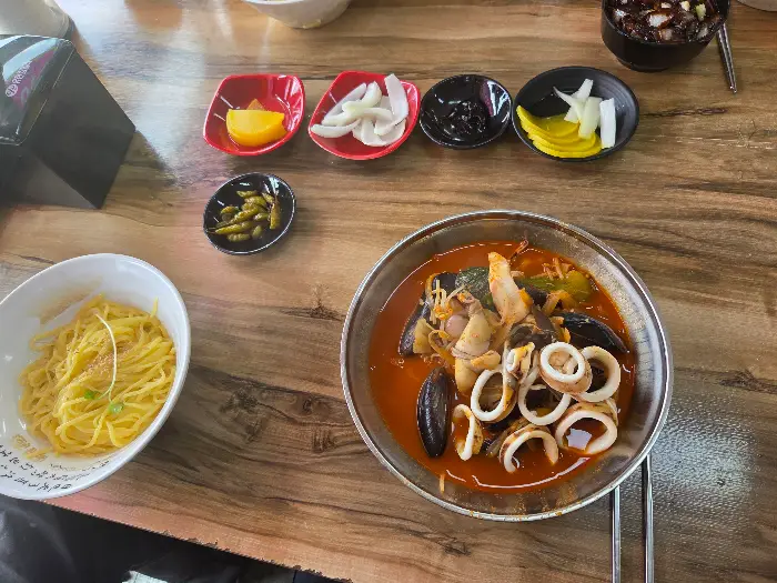 짬뽕과 곁들여 먹기 좋은 면