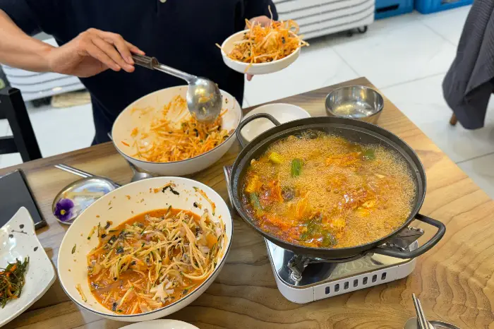 푸짐한 매운탕 한 냄비