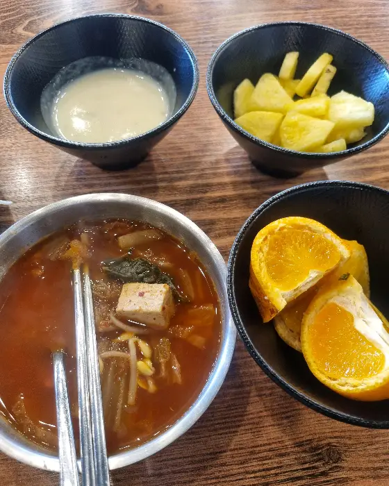 국물 요리와 과일, 스프