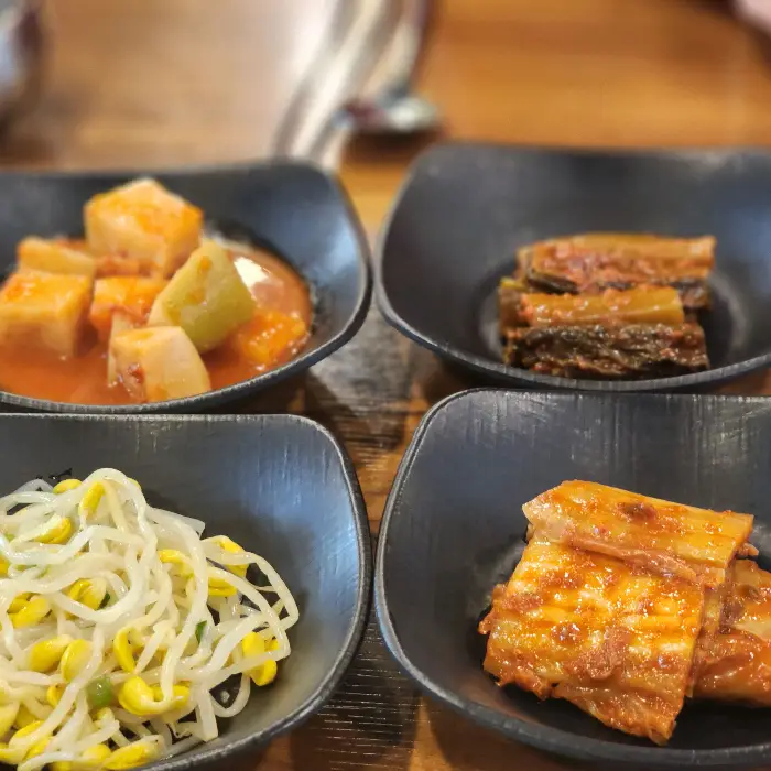 다양한 종류의 반찬