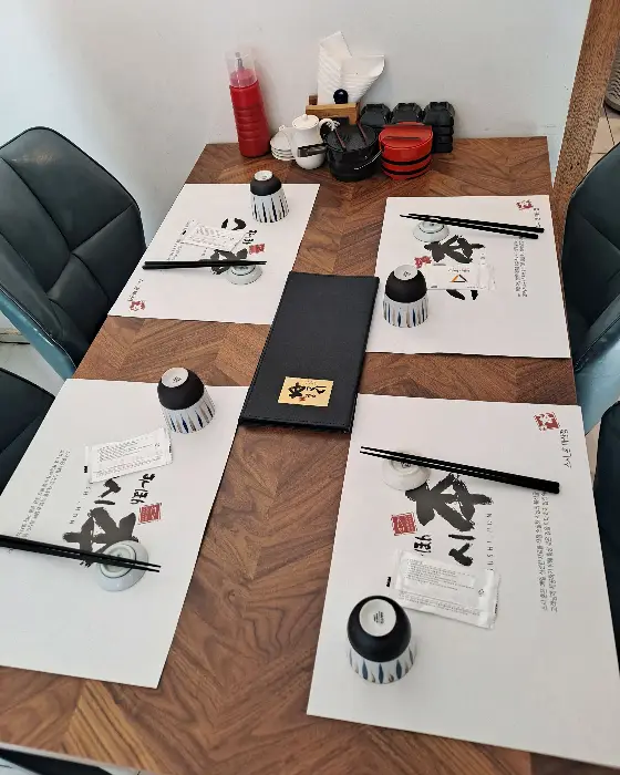 테이블 세팅 모습