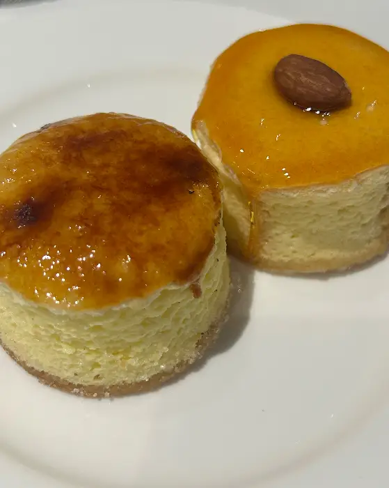 치플레 케이크 단면 모습, 겉은 부드럽고 속은 촉촉함