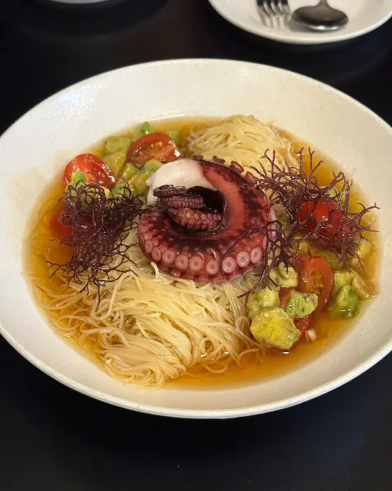 반숙 계란 피자