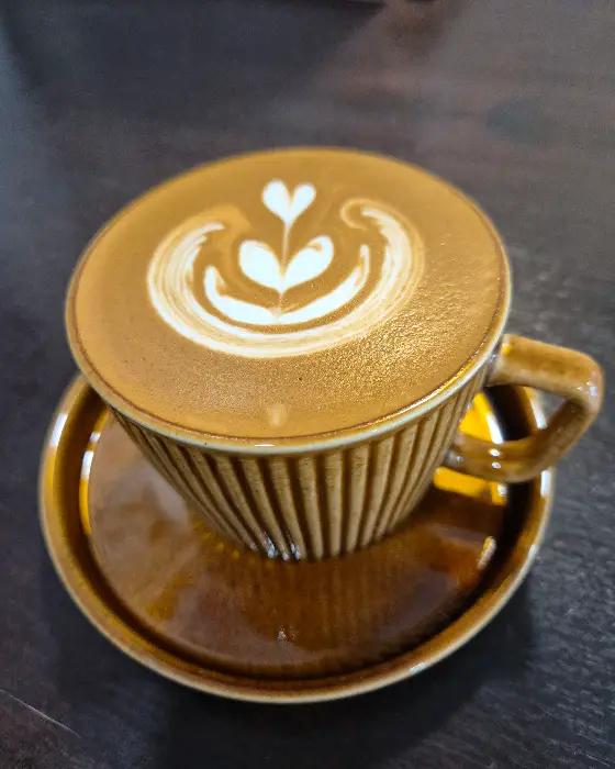 손글씨로 쓰여진 편지