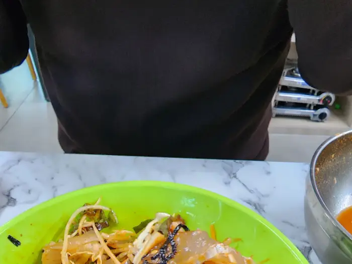 양념에 버무려진 물회