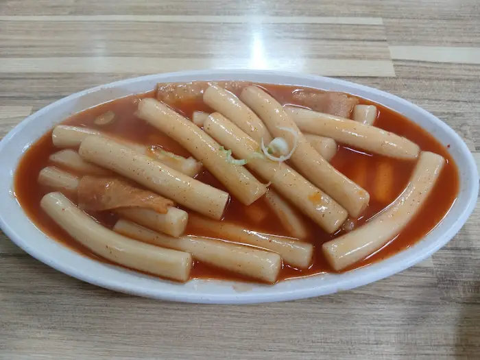 이곳의 대표 메뉴인 떡볶이
