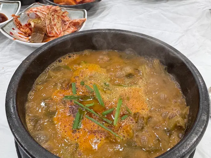 추어탕과 밑반찬