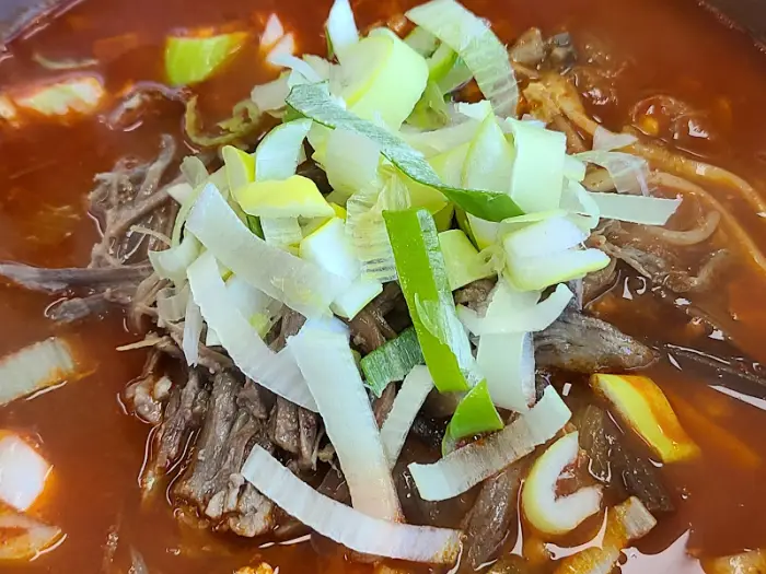 육개장 칼국수 근접샷