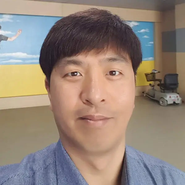 주인장으로 보이는 남성