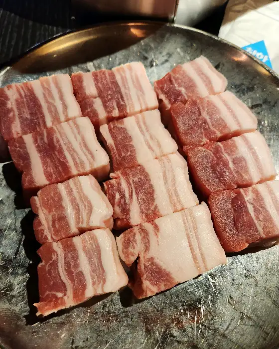 푸짐한 오겹살 한 상