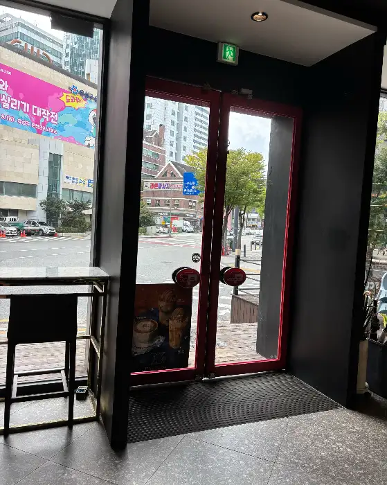 파스쿠찌 매장 입구