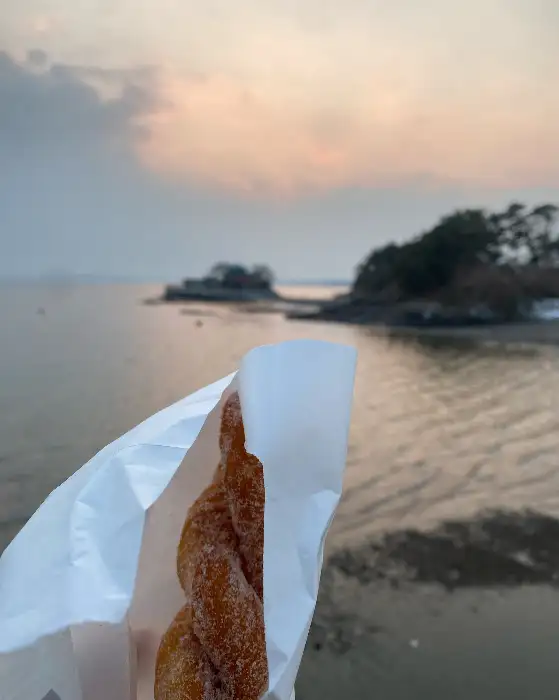 겉은 바삭 속은 촉촉한 꽈배기