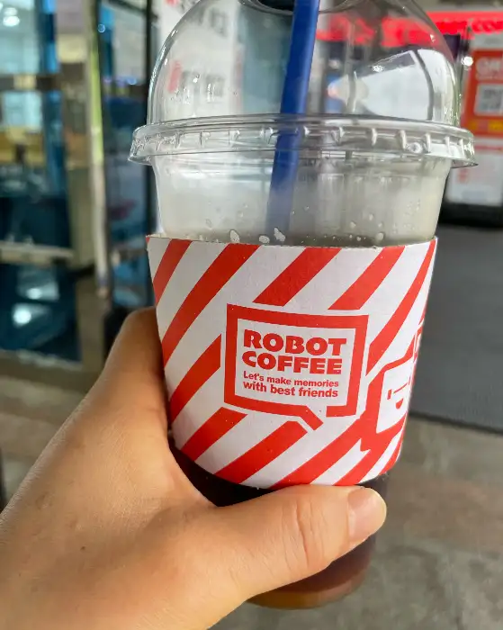 로봇이 만든 커피