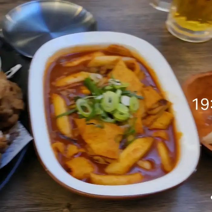 맛있게 끓고 있는 떡볶이