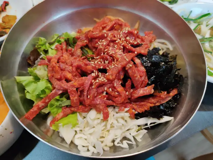 육회 비빔냉면