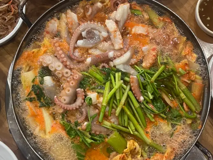 낙지보쌈 메뉴의 일부인 낙지볶음