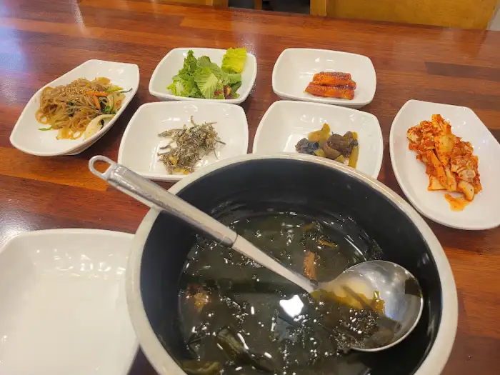 다양한 밑반찬