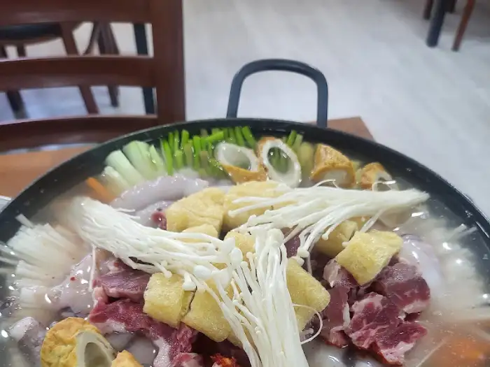 무궁화회관의 메인 메뉴인 전골