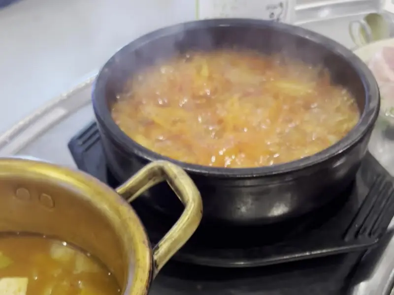 기본으로 제공되는 김치찌개