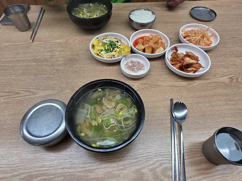 황태해장국 한 상 차림