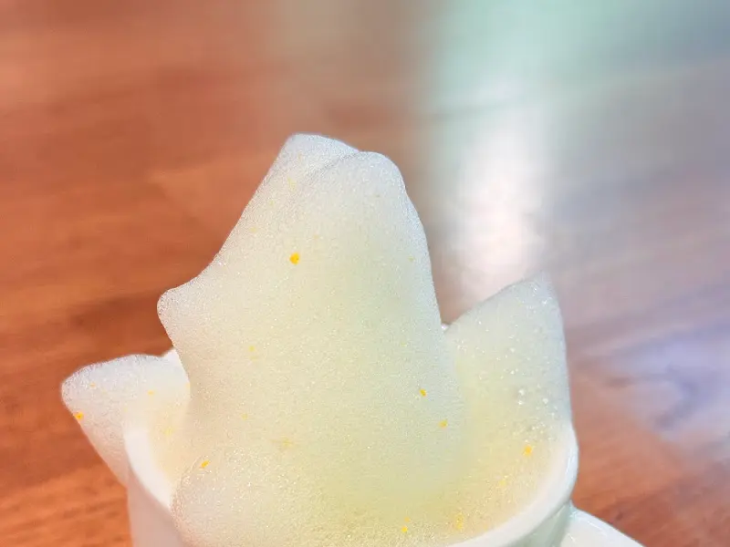 감귤 거품이 올라간 Cafe Jejuro