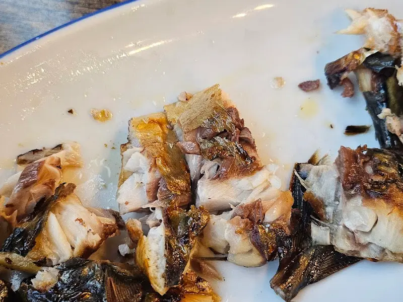 고등어구이 살점